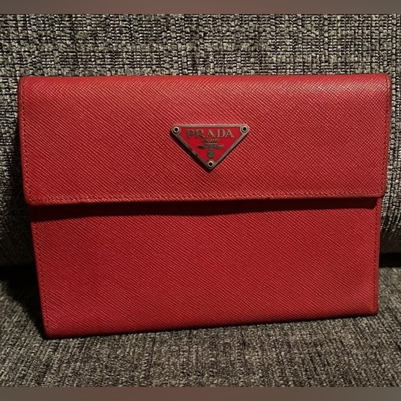 Prada Red Leather Bifold Wallet good pre-loved condition - Picture 1 of 15